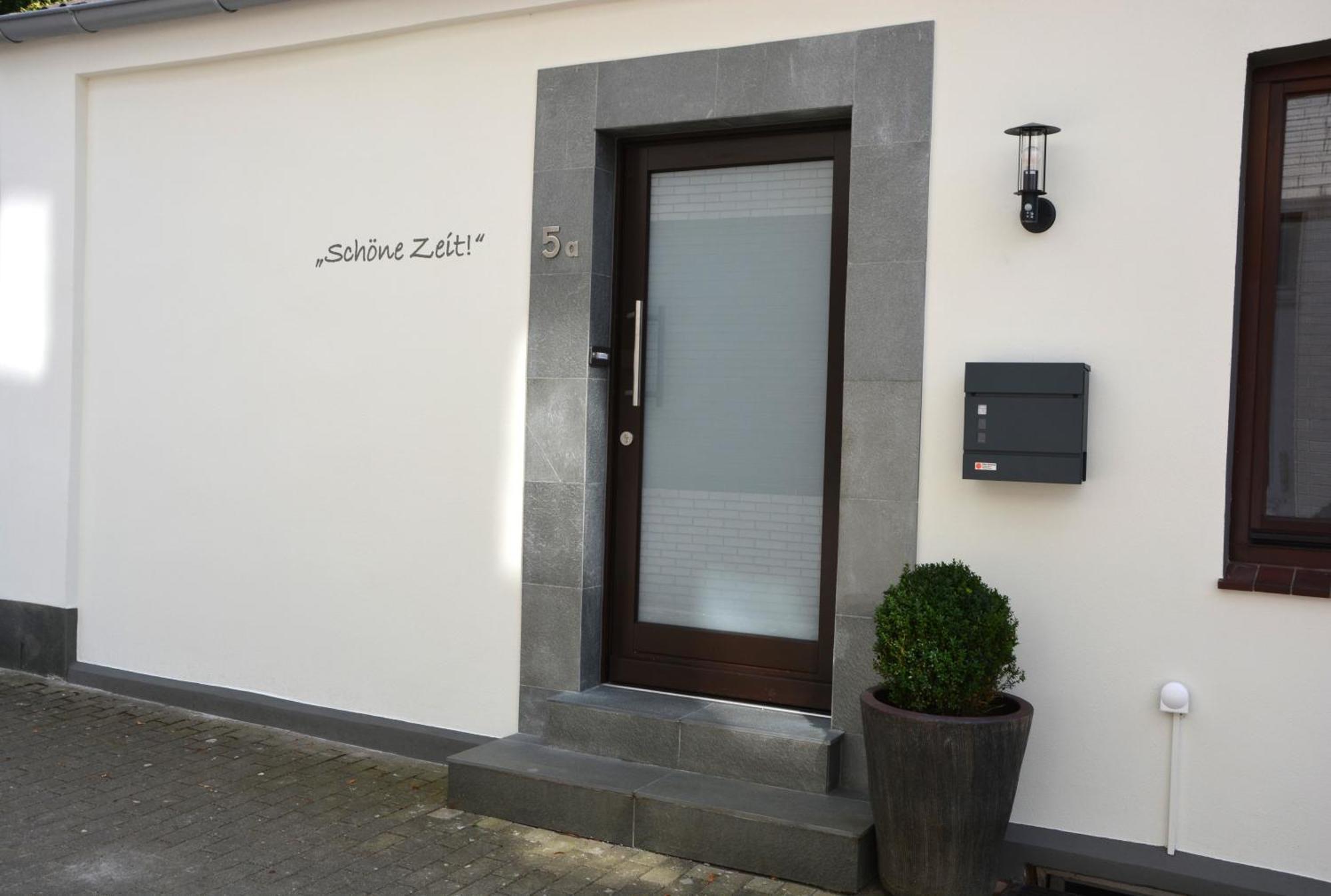 Schoene Zeit! 15204 Appartement *